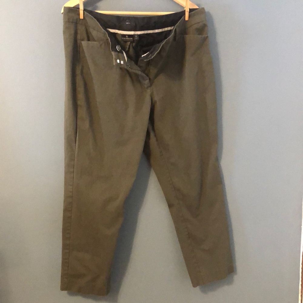 Worthington size 14 olive green ankle pant